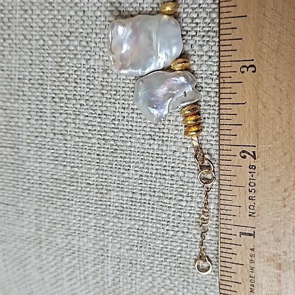 Madeleine Lou Keishi Pearl & Gold Necklace - Picture 7 of 8